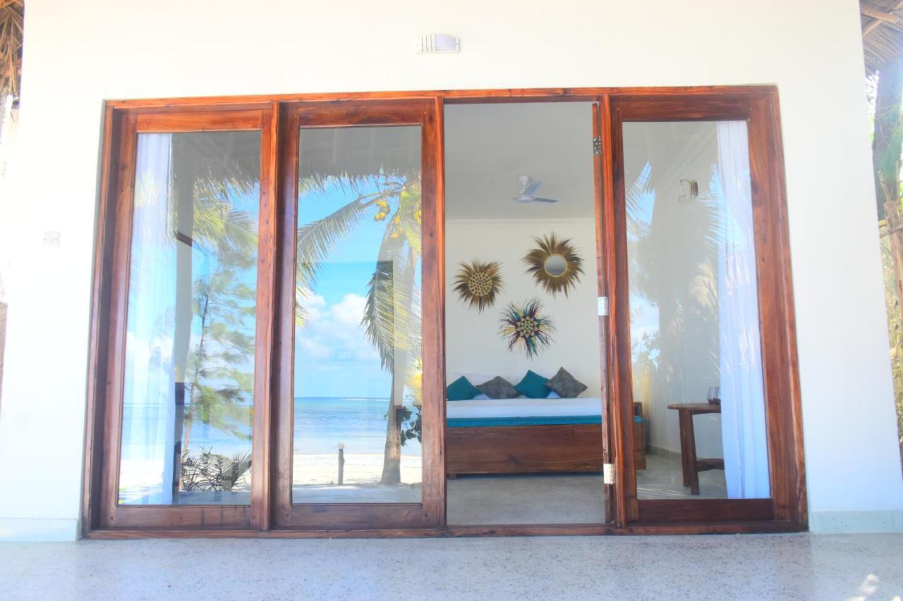 Blue Palm Zanzibar Bed & Breakfast Bwejuu Dış mekan fotoğraf